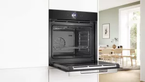 Vestavná kompaktní parní trouba Bosch HSG7361B1 černá