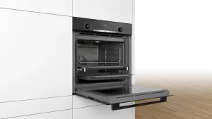Vestavná pečicí trouba Bosch HBG5370B0 60 x 60 cm Černá