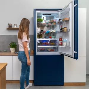 Vestavná kombinovaná chladnička Grundig GKNI56930FN