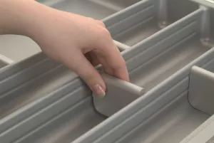 Dělení malé pro příborníky Scoop II šedá Agoform