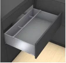 BLUM ZC4U11E0 držák příčného relingu pro Boxcover MERIVOBOX, hedvábně bílá SW-M Blum BLUM ZC4U11E0 držák příčného relingu pro Boxcover MERIVOBOX, hedvábně bílá SW-M Blum