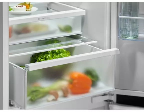 Chladnička s mrazákem dole Electrolux ENT6MD19S3