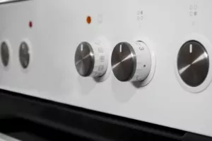 Sporák sklokeramický Romo RCV5010E