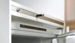 HETTICH 9210848 Easys bezúchytkové otevírání pro vestavěné lednice/chladičky