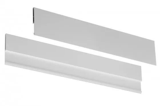 StrongMax 16/18 čelní profil 1100mm, vnitřní zásuvka, bílá Strong