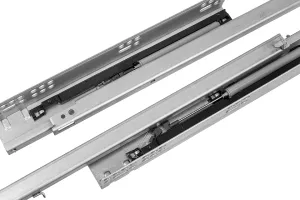 StrongRide 2D skrytý částečný výsuv, 300-550mm/25kg, tlumený dotah // StrongRide 2D skrytý částečný výsuv, 300-550mm/25kg, tlumený dotah //